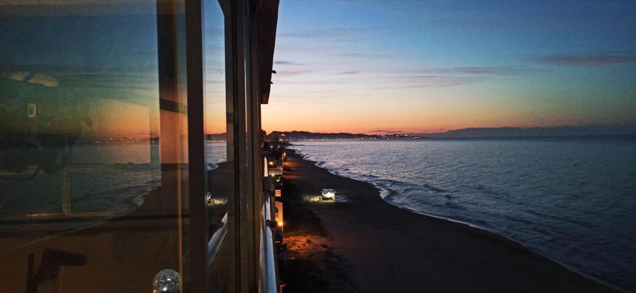 Sunset Room At Front Beach - Habitacion En La Playa Piso Privado タベルネス・デ・ラ・バルディグナ エクステリア 写真